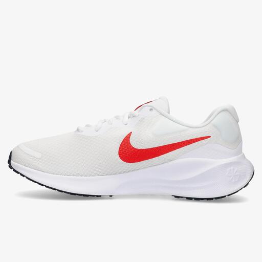  Nike Revolution 7