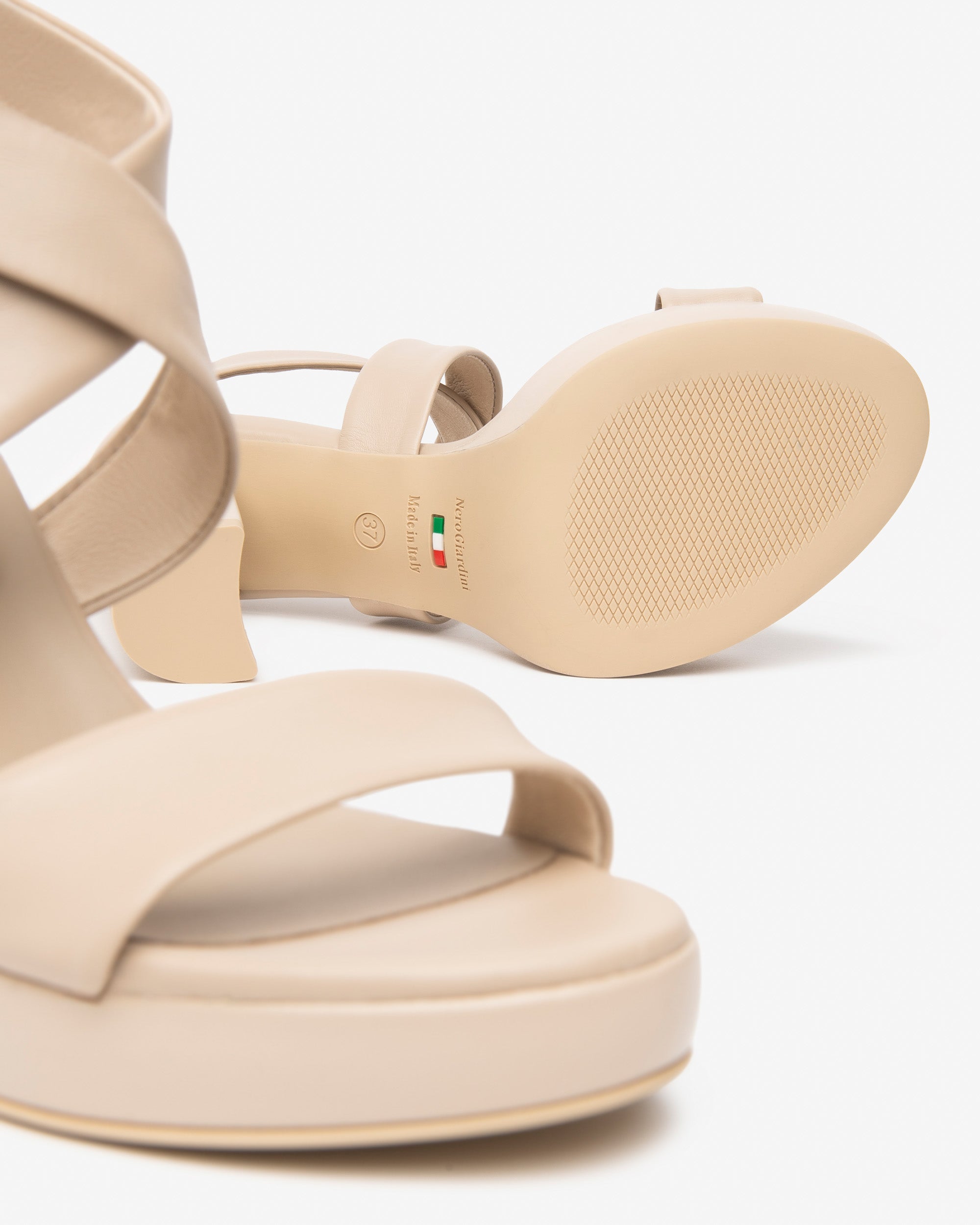  Damen-Ledersandalen