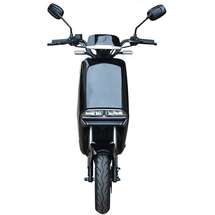 EUROCKA | Zion Black elektrische scooter met verwijderbare lithiumbatterij en een actieradius van 60 km