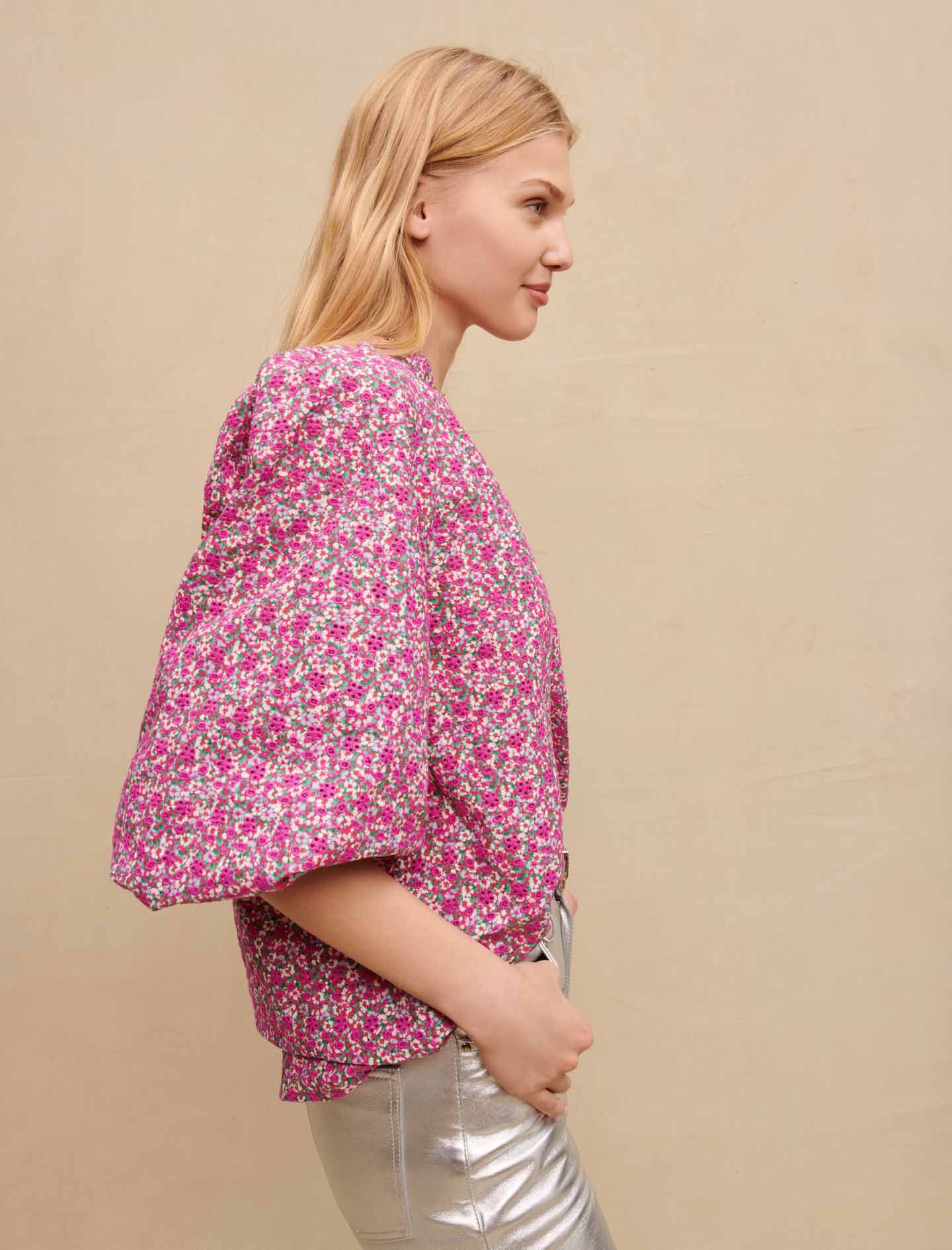 Bluză cu imprimeu floral - Flori brodate fuchsia