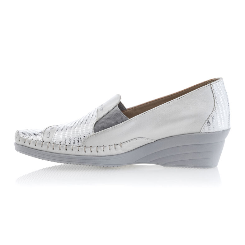 Zapatos blancos cómodos para mujer