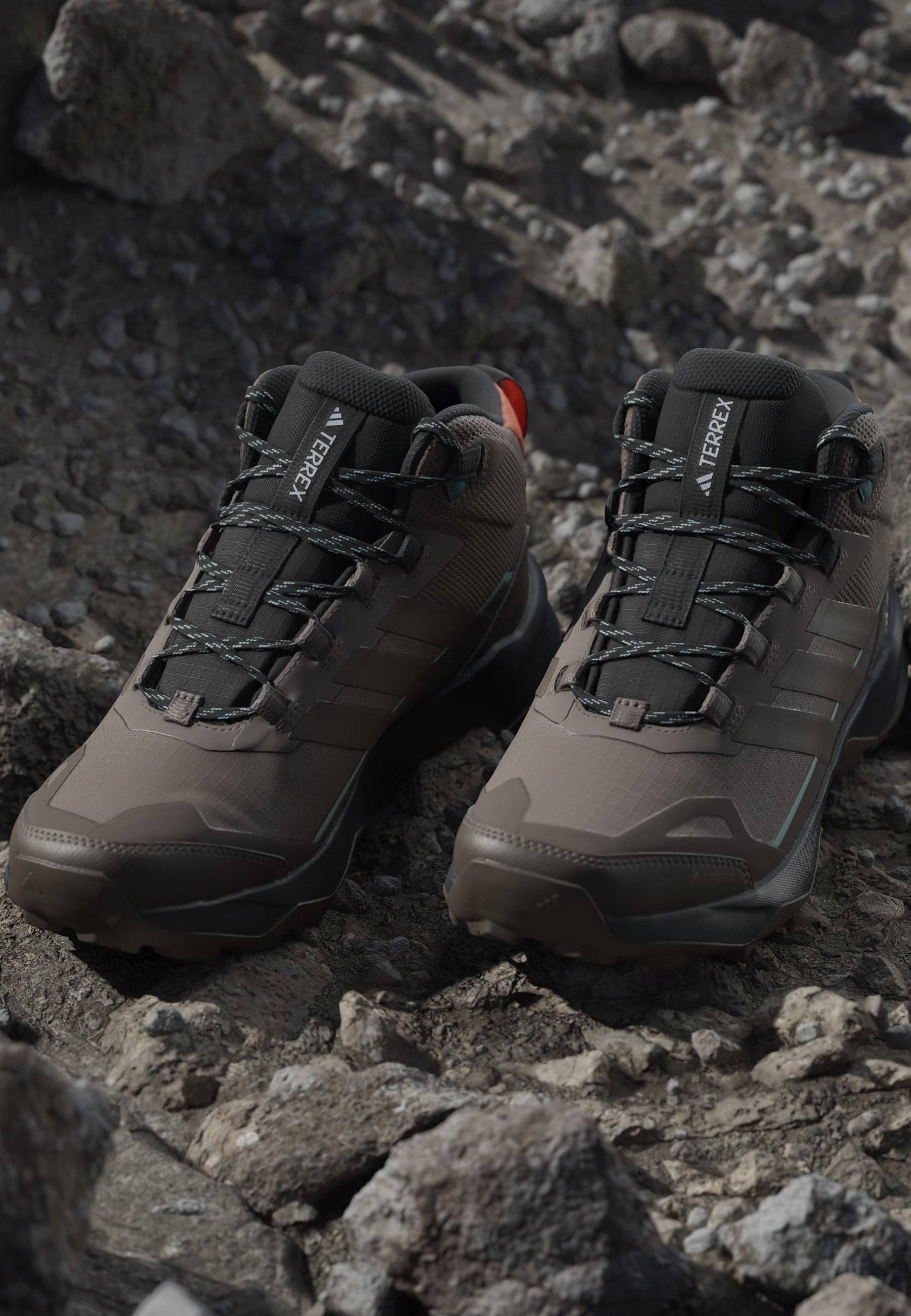 Scarpe da trekking Adidas Terrex - Trace Brown Earth Strata Semi Impact Orange