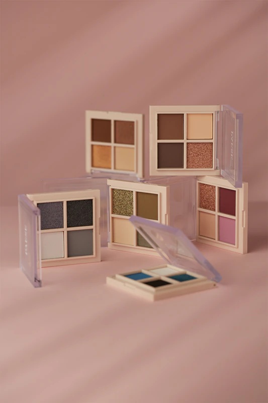 Paleta senčil za oči Paese Daily Vibe Palette