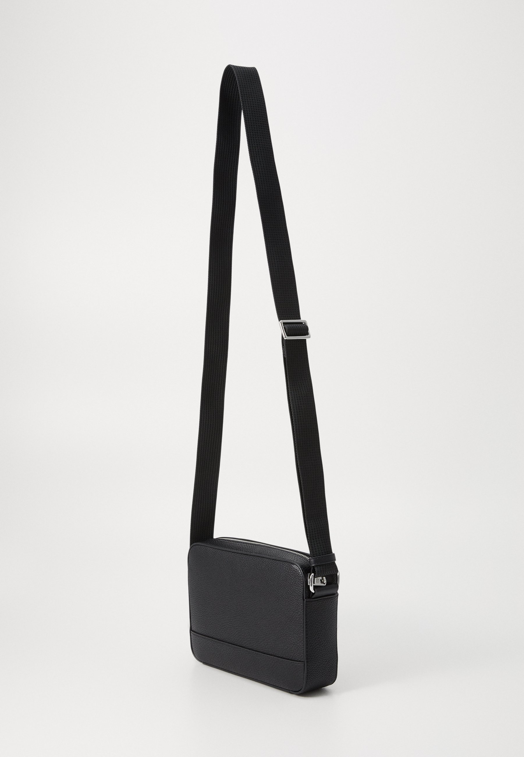 Tommy Hilfiger CENTRAL REPORTER - Crossbodytas - zwart