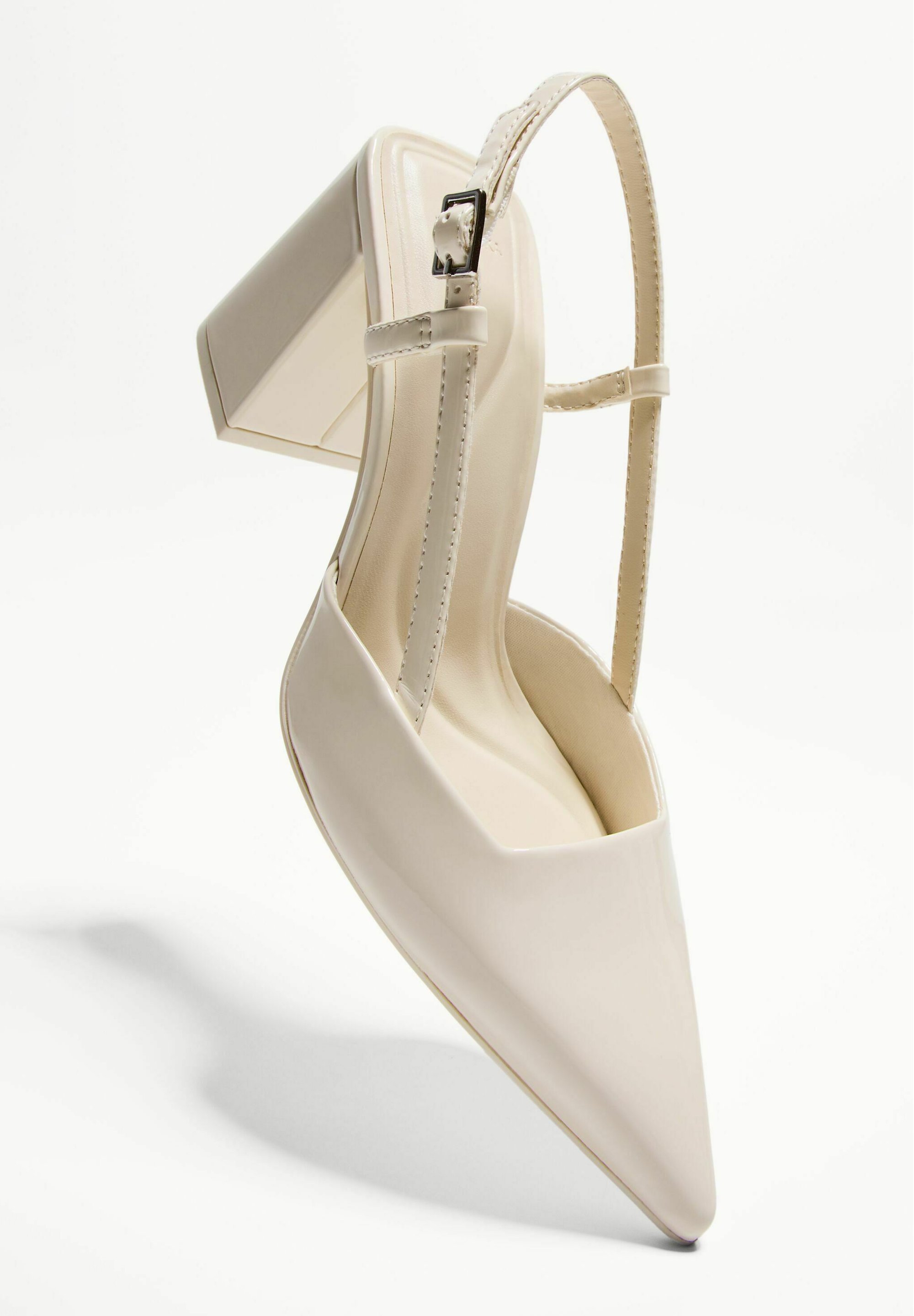 Décolleté Bershka Classic - beige