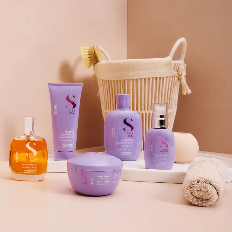 „Alfaparf Milano Semi di Lino Smooth“ lyginantis aliejus nepaklusniems ir garbanotiems plaukams