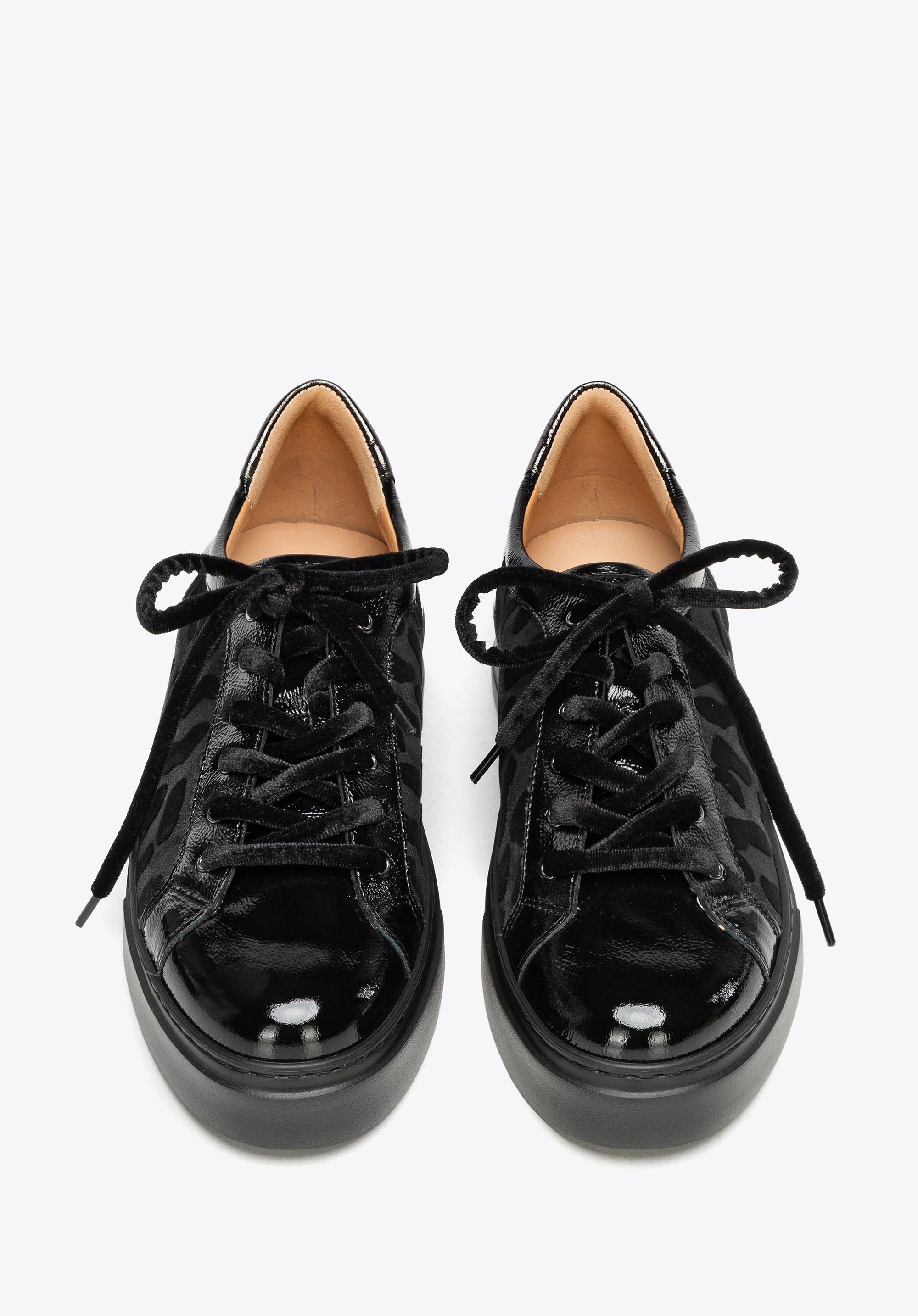 Damskie sneakersy ze skóry naturalnej w motyw panterki czarne