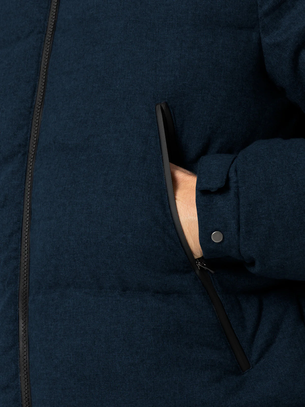 Chaqueta de plumas con capucha de franela azul marino para hombre de Maier