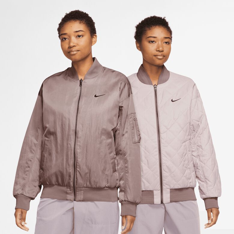 Sportliche, wendbare College-Bomberjacke