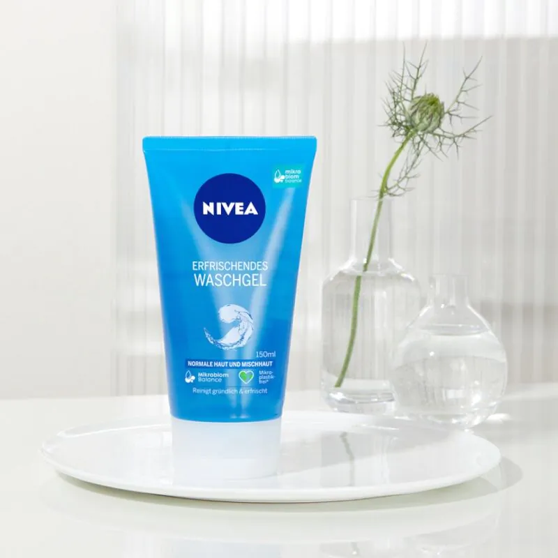 Nivea Visage Odświeżający żel do mycia twarzy