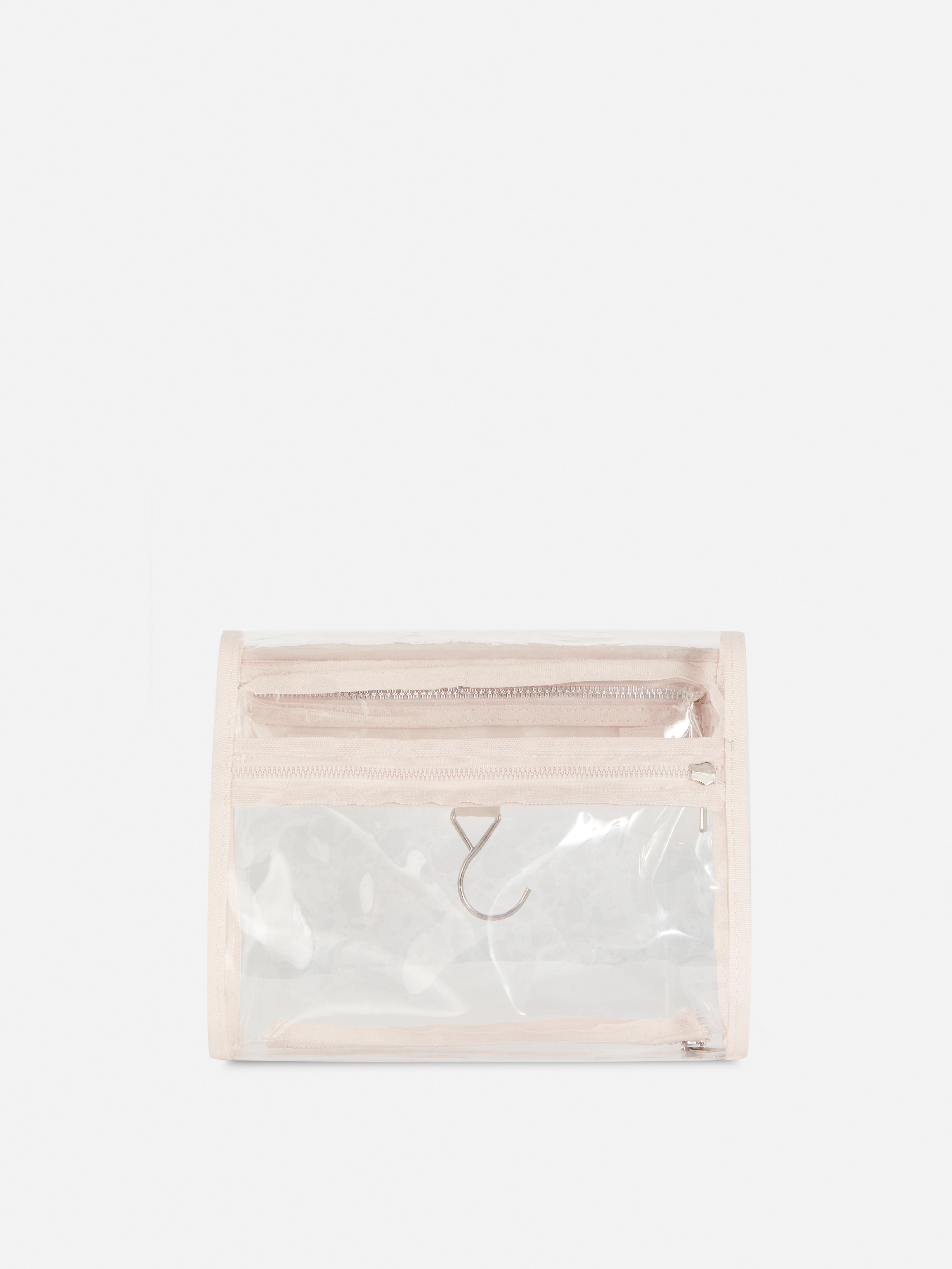 Transparenter, faltbarer Kulturbeutel. Ob zu Hause oder auf Reisen, dieser Hänge-Kulturbeutel ist immer griffbereit.