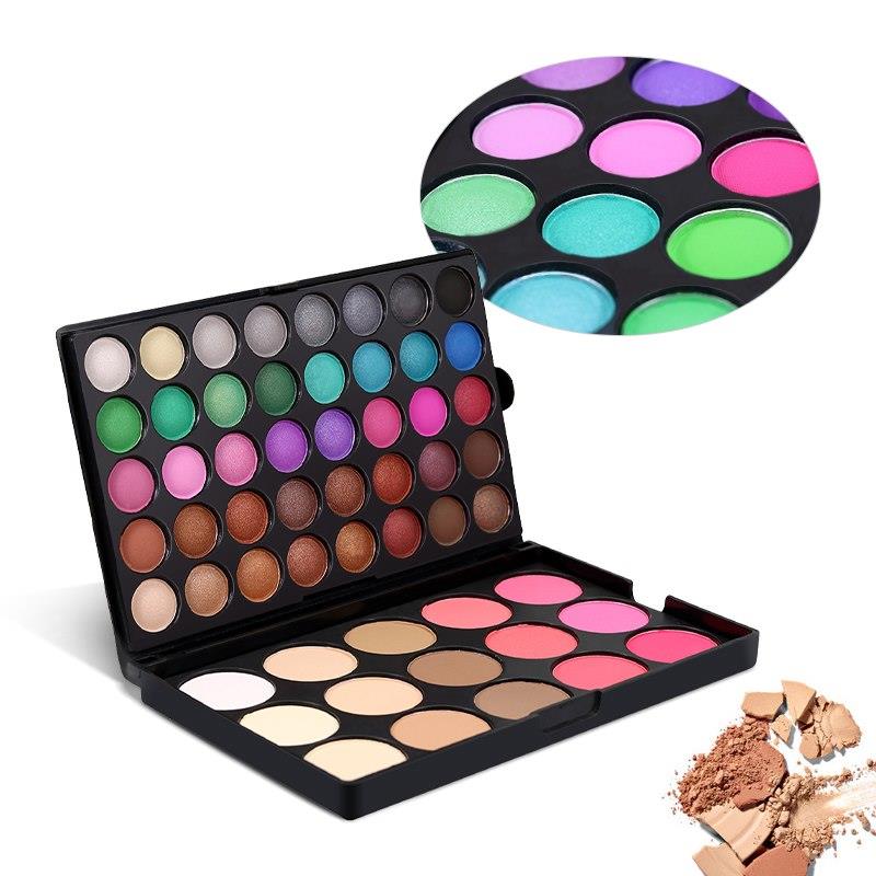 Paleta de 55 sombras de ojos: acabados mate y brillante, polvos pigmentados, iluminador y resistentes al agua; maquillaje de larga duración