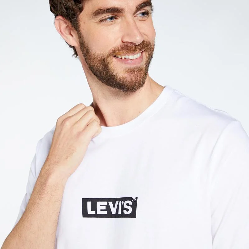  Levi’s Relaxed