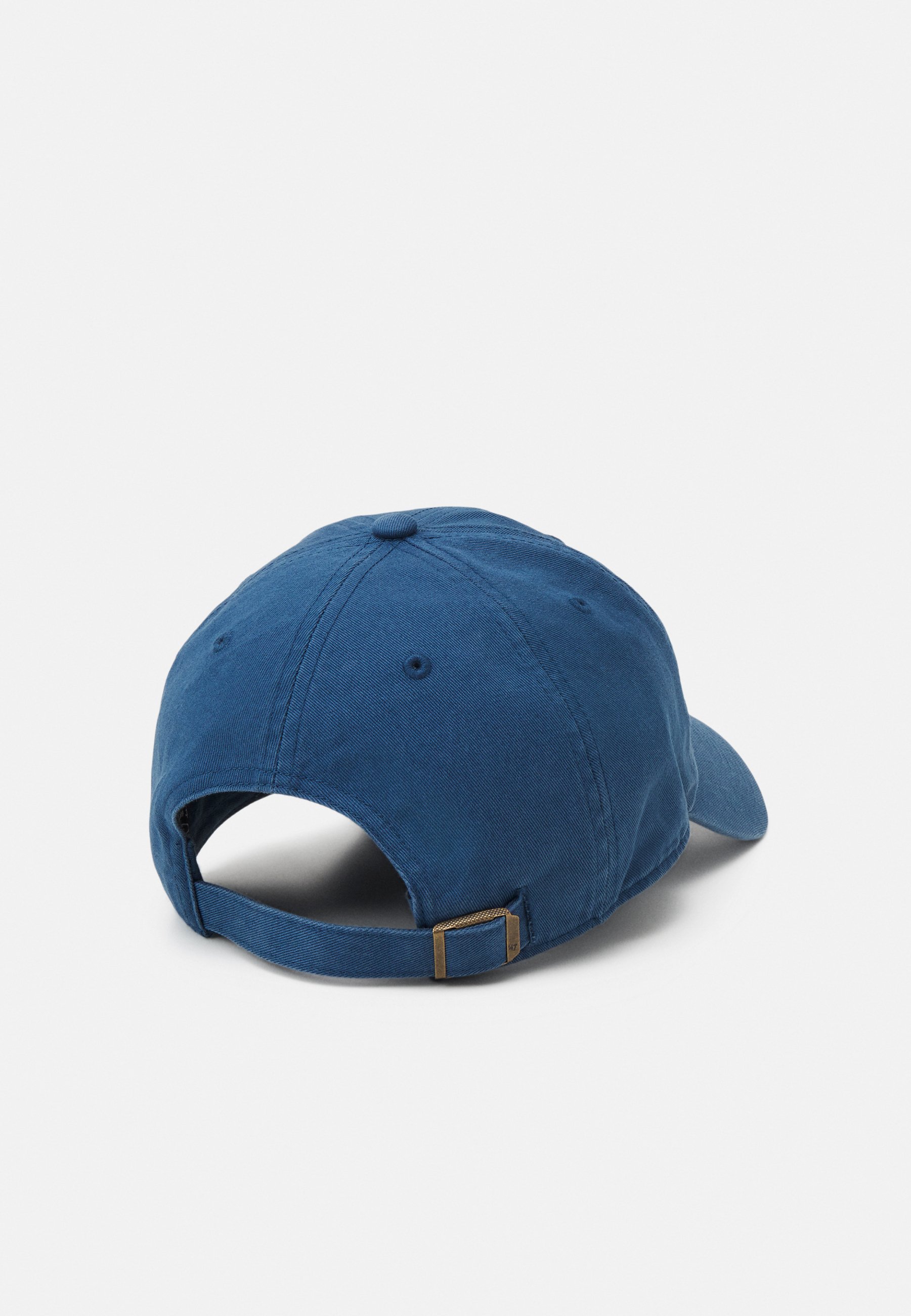 '47 Caps