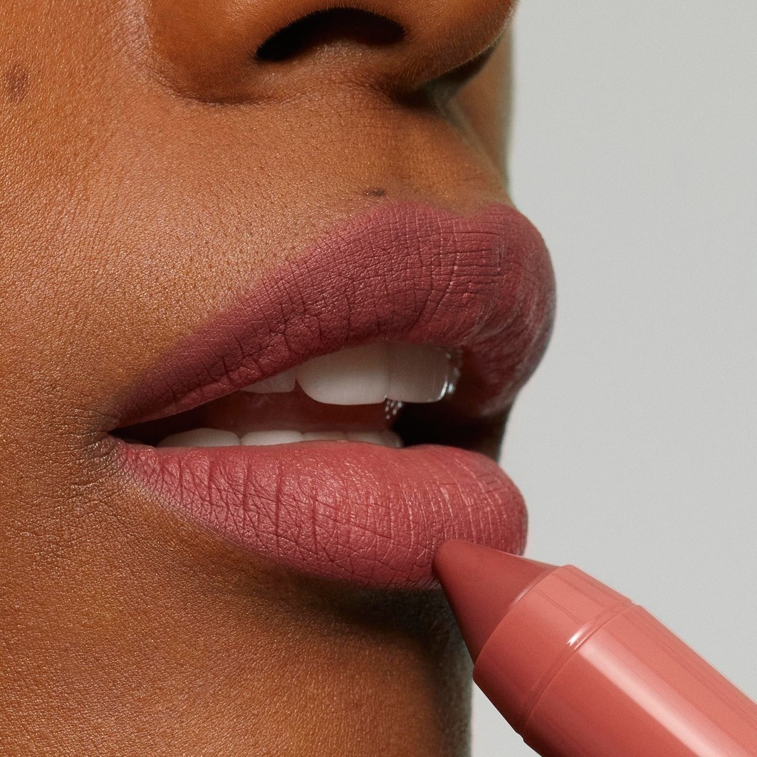 KYLIE COSMETICS Lippenstift, materija Lippenstift u Stiftformu – 4 g