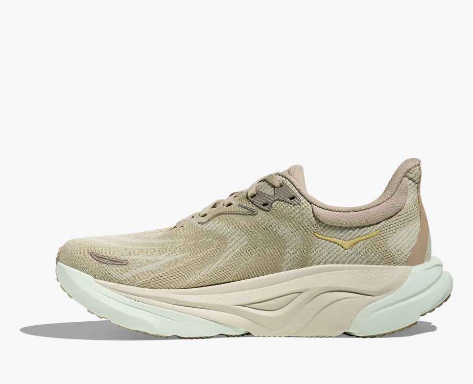 HOKA Arahi 8 Oesterzwammen / Truffelzout