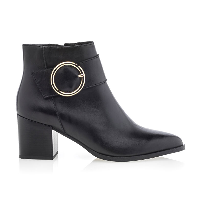Botas negras de mujer / Botines