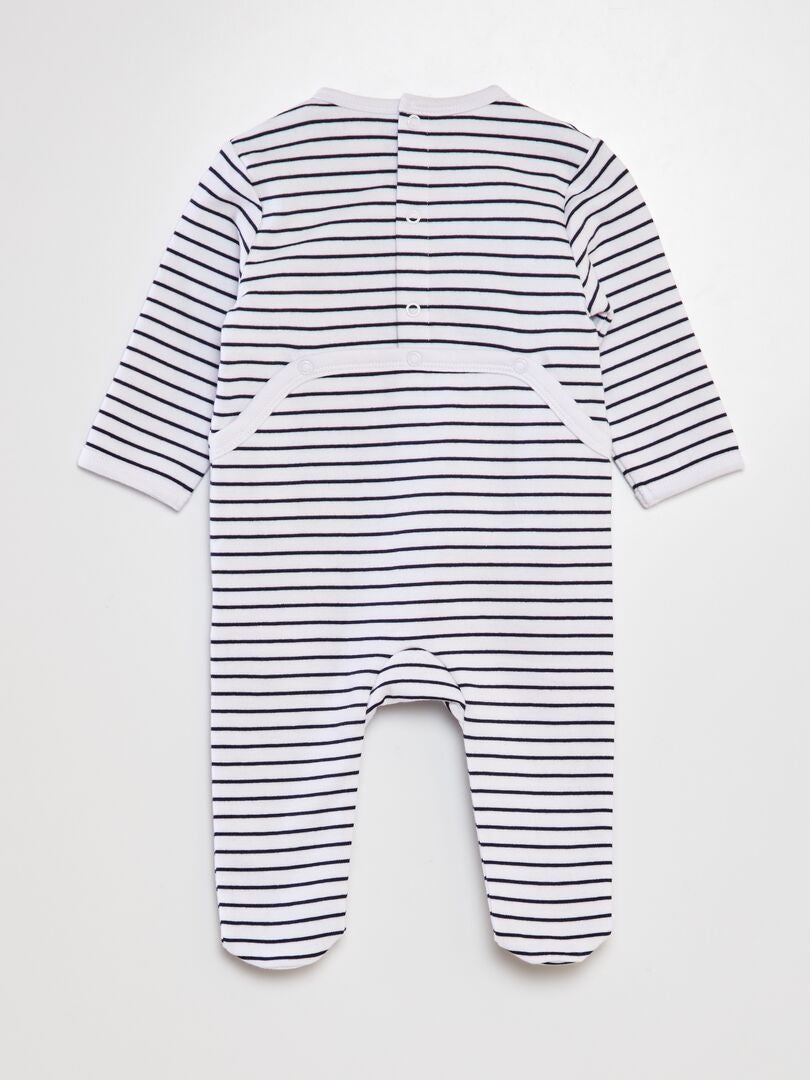 Conjunto de body, macacão e babador com estampa de coração para bebê - BRANCO