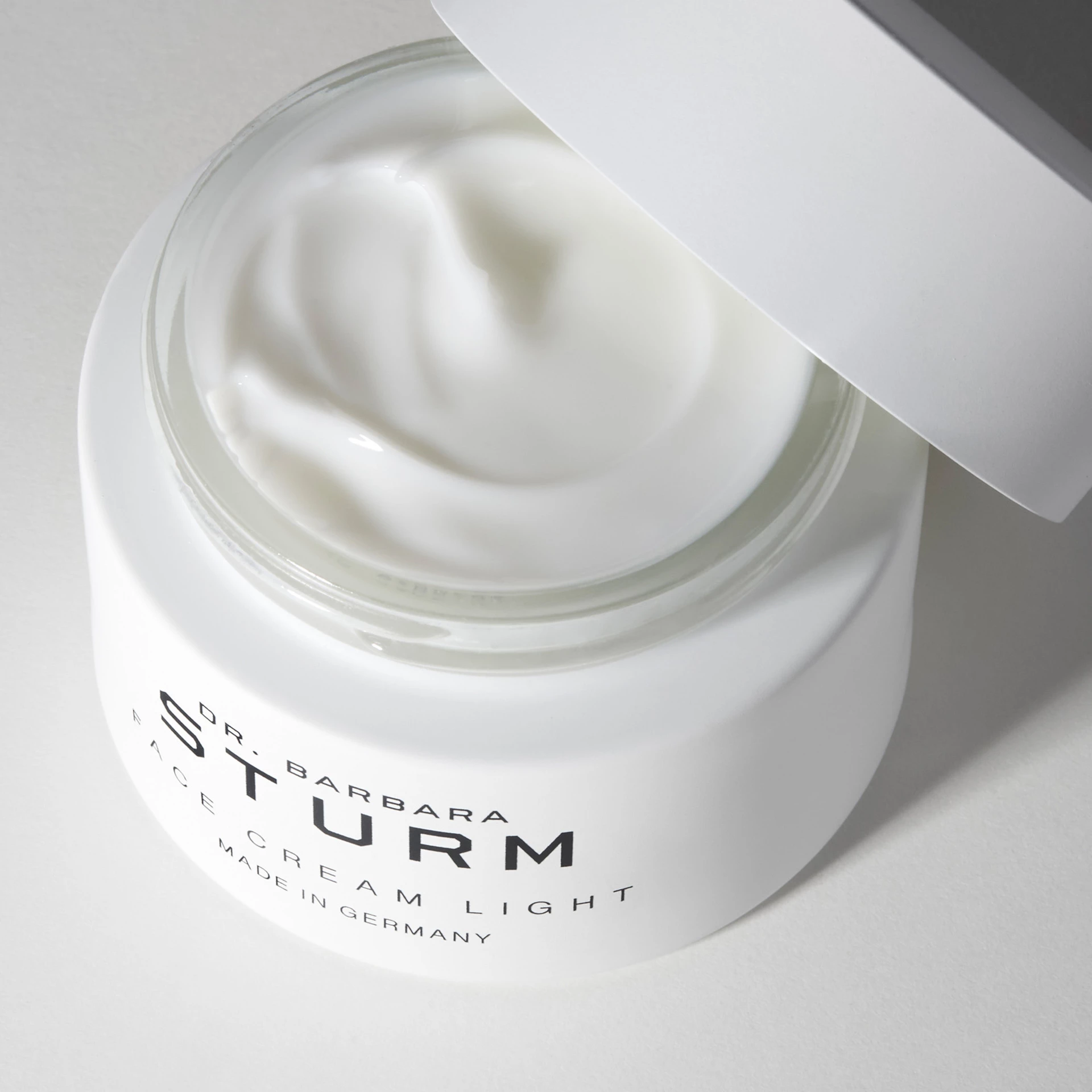 Cremă de față ușoară 50 ml - Dr. Barbara Sturm