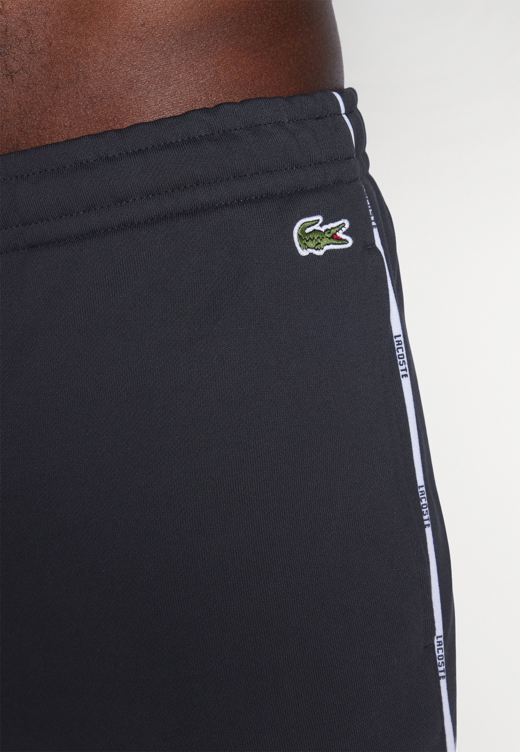 Lacoste Sport SHORT TAPE - Sportshorts - zwart