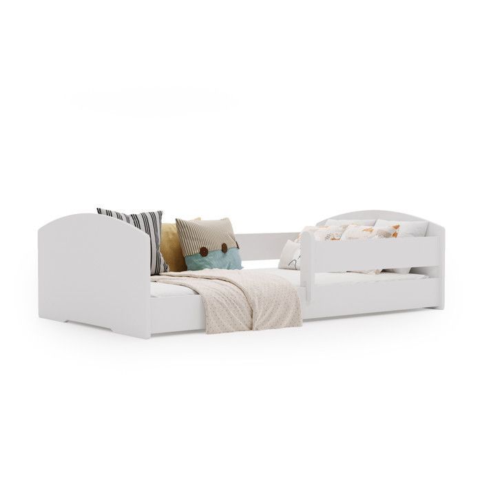 Cama infantil Montessori LEO de 140x70 cm con barandilla de seguridad – Cama baja para niños, color blanco.