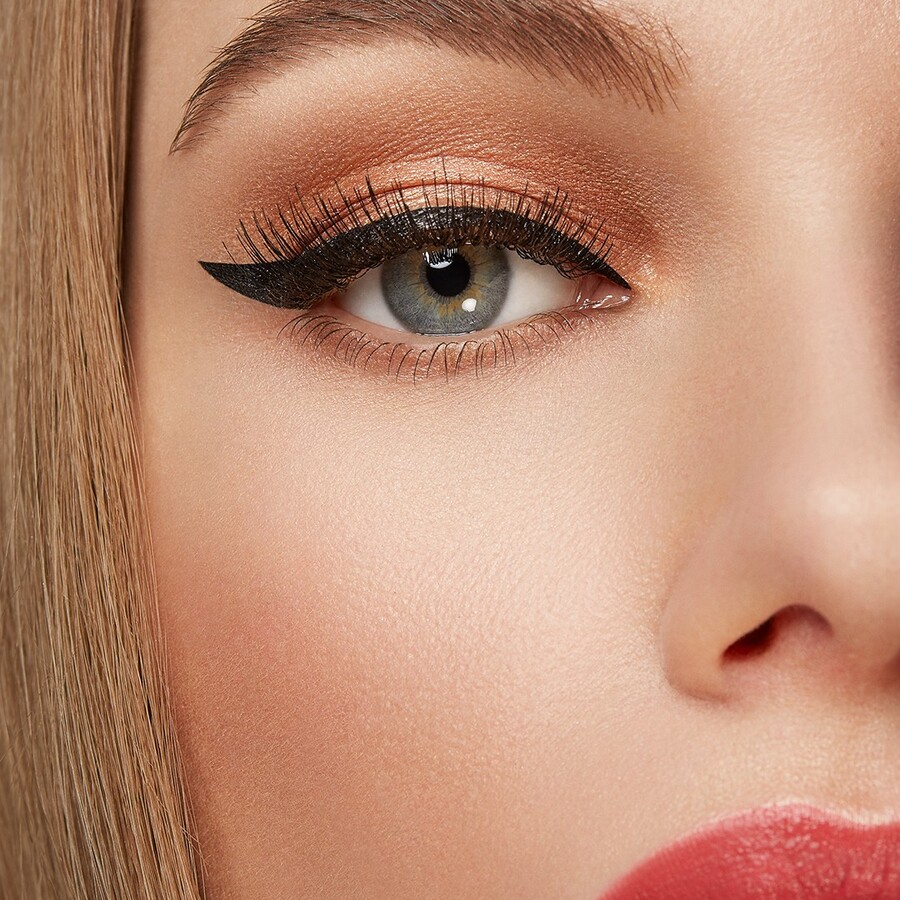 Matte Fusion kompaktni puder 01 Beige Rose