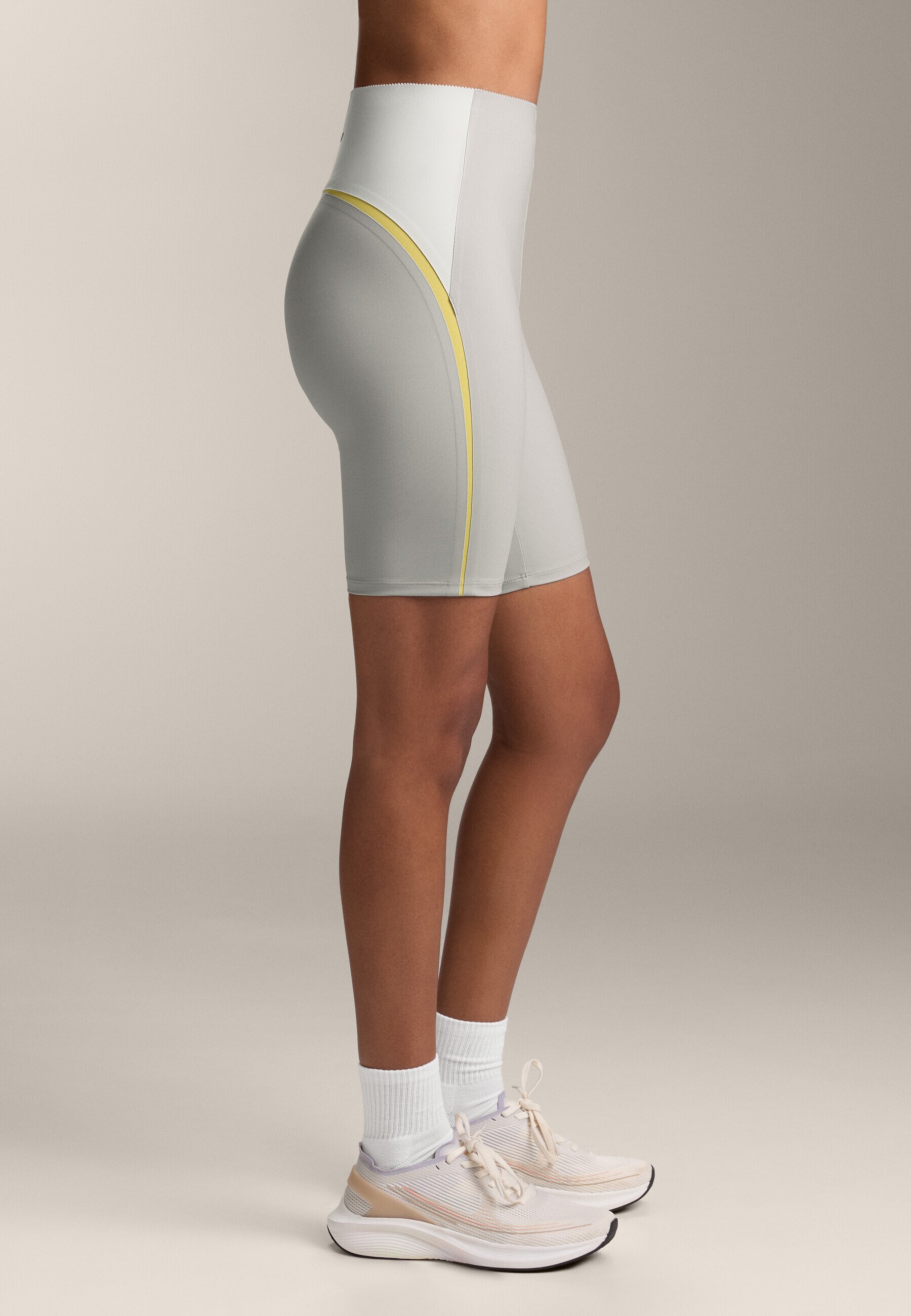 Legging de cyclisme OYSHO - Bloc de compression 25 cm - gris
