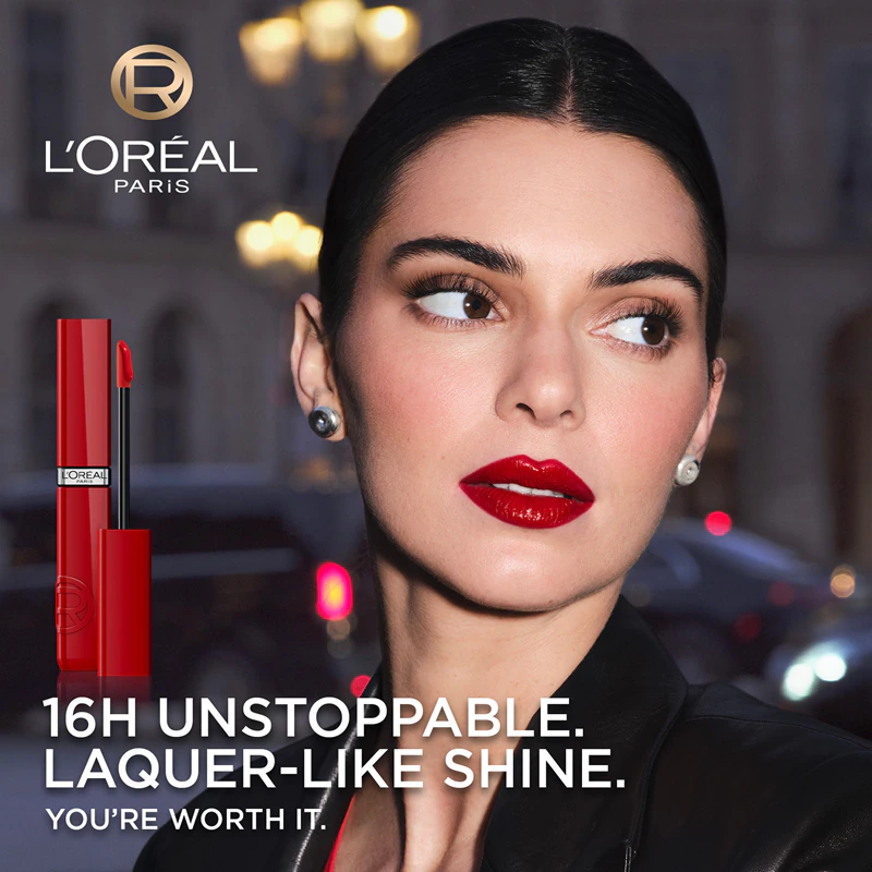Batom líquido de longa duração L'Oréal Paris Infaillible Laque Resistance que hidrata e proporciona brilho.