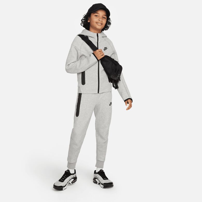 Sudadera con capucha y cremallera completa de tejido técnico polar