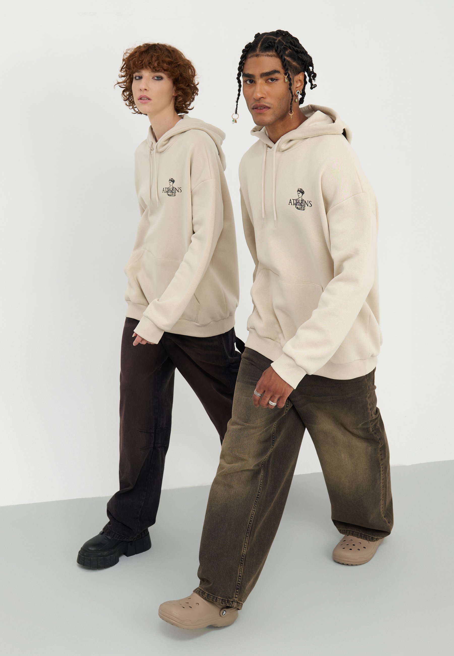 YOURTURN UNISEXE - Sweat à capuche - blanc cassé