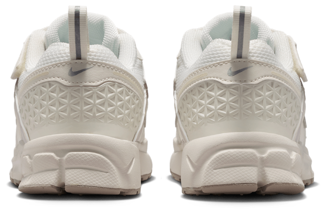 Nike Vomero 5