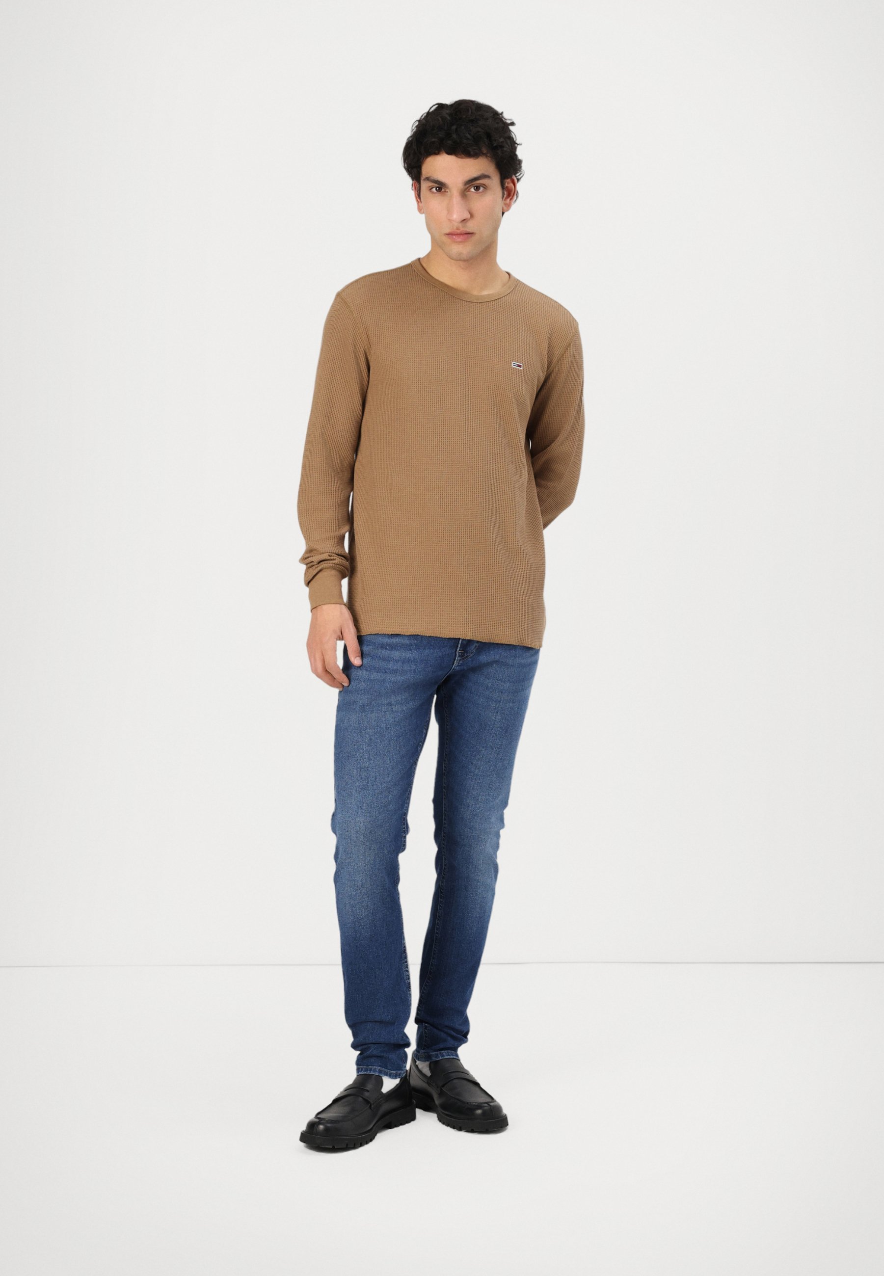 Tommy Jeans AUSTIN SLIM - Slim fit jeans - donker denim
