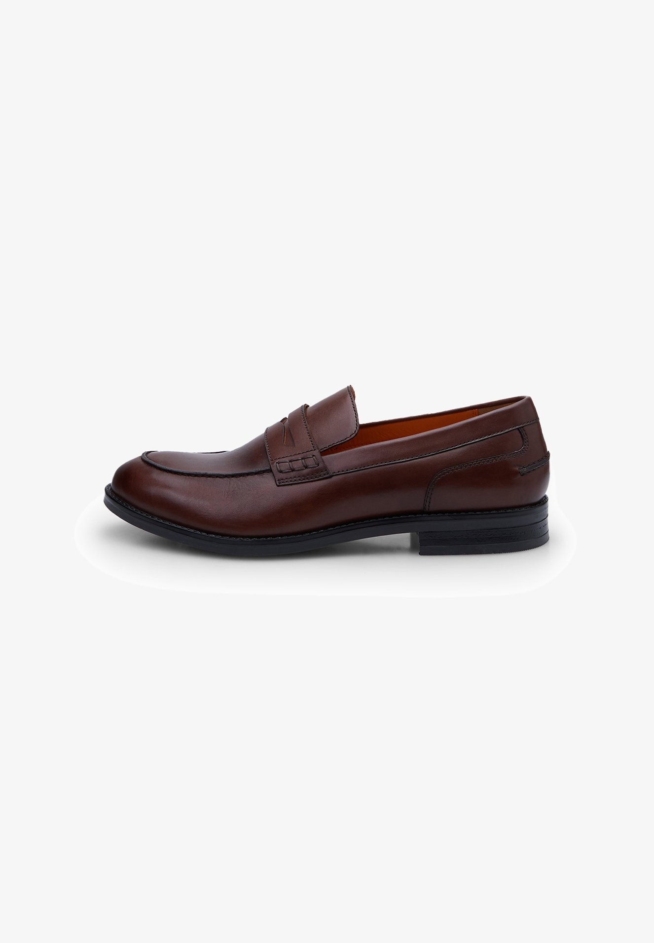 Chaussures Bata Slip-ons - marron