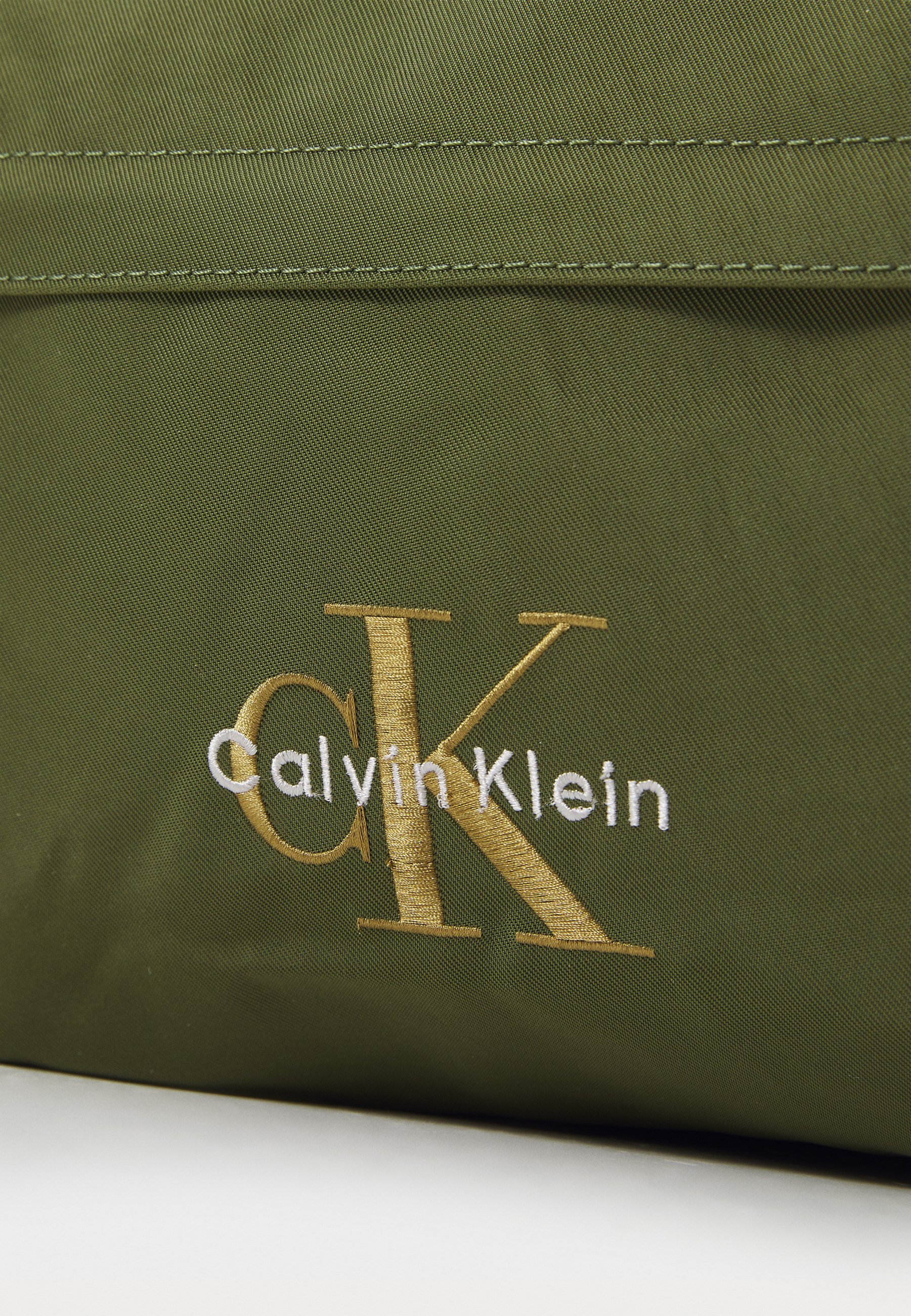 Calvin Klein BOLD LOGO UNISEX - Plecak - tymianek