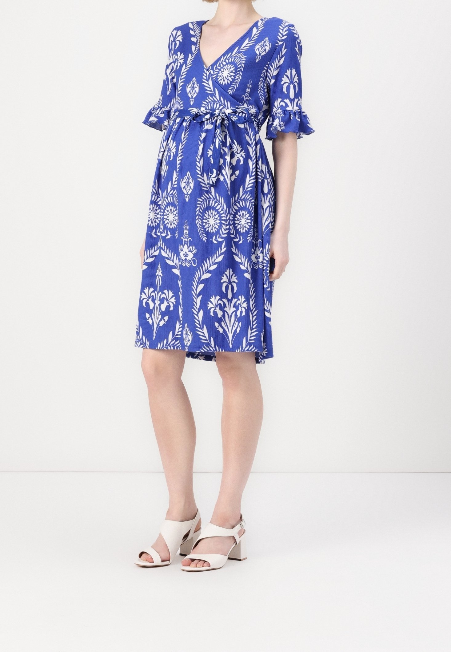 Robe Vero Moda pour la journée de maternité - bleue