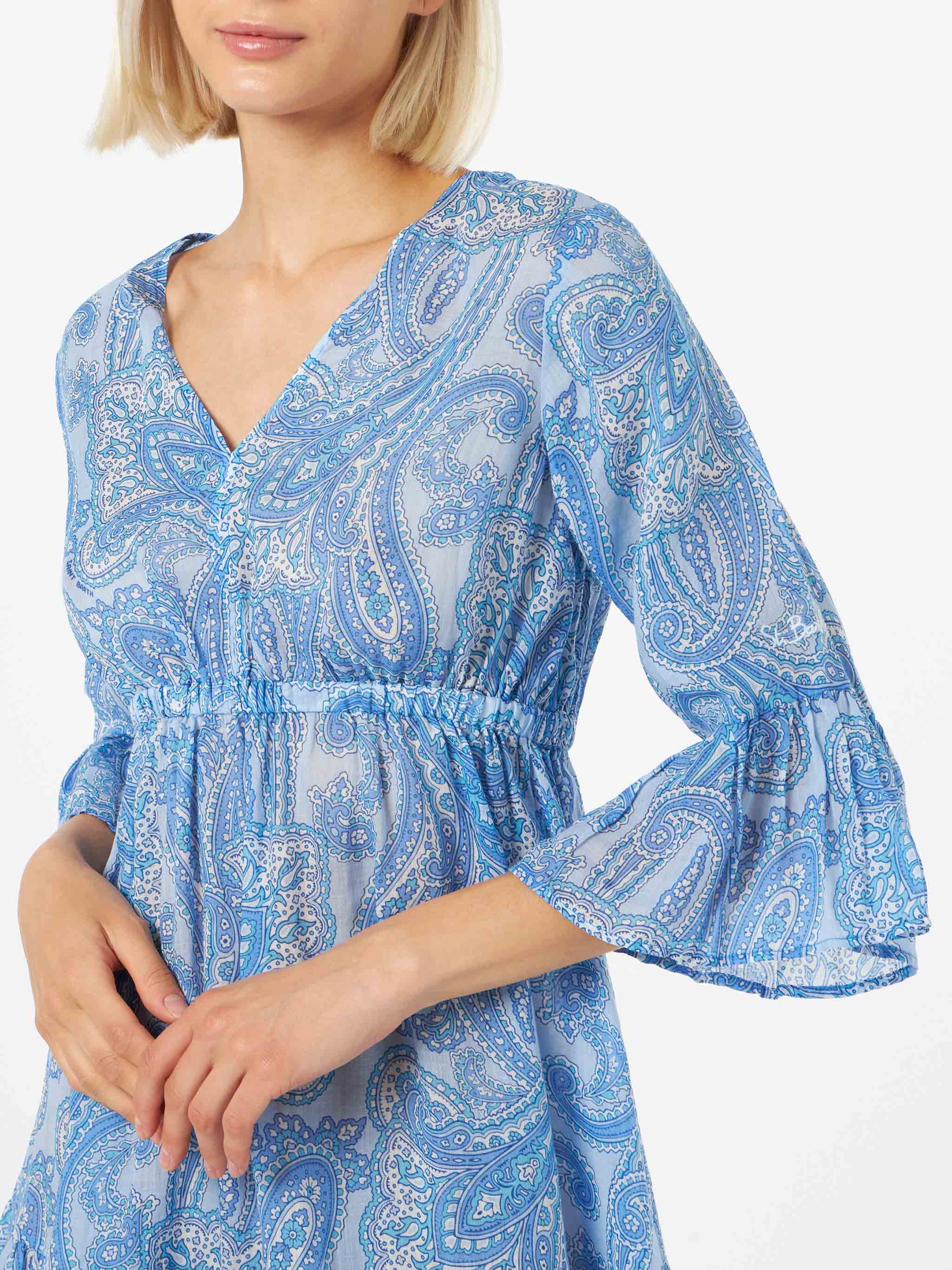 Korte linnen jurk voor dames met een aprilprint.