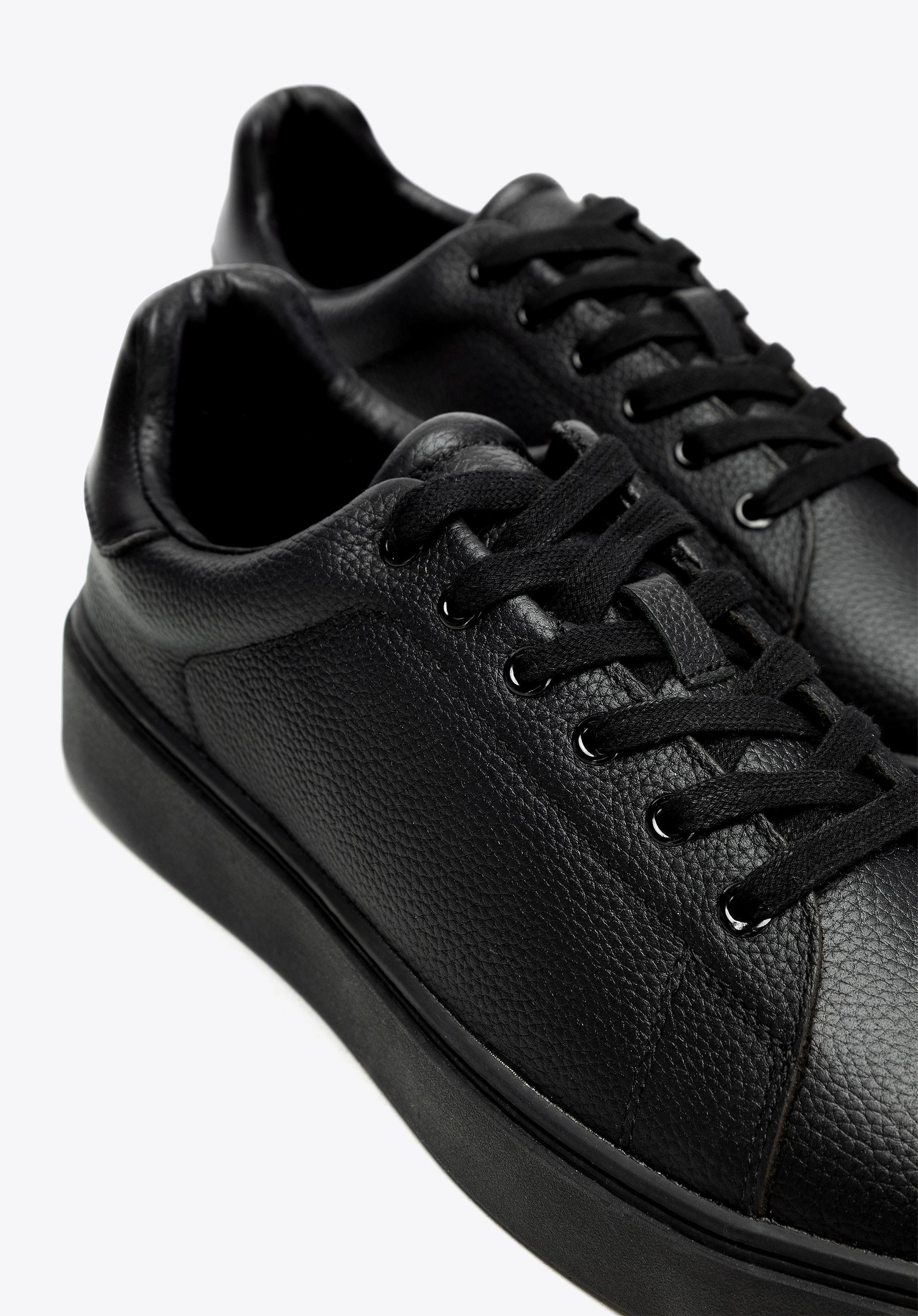 Męskie sneakersy ze skóry naturalnej licowej czarne
