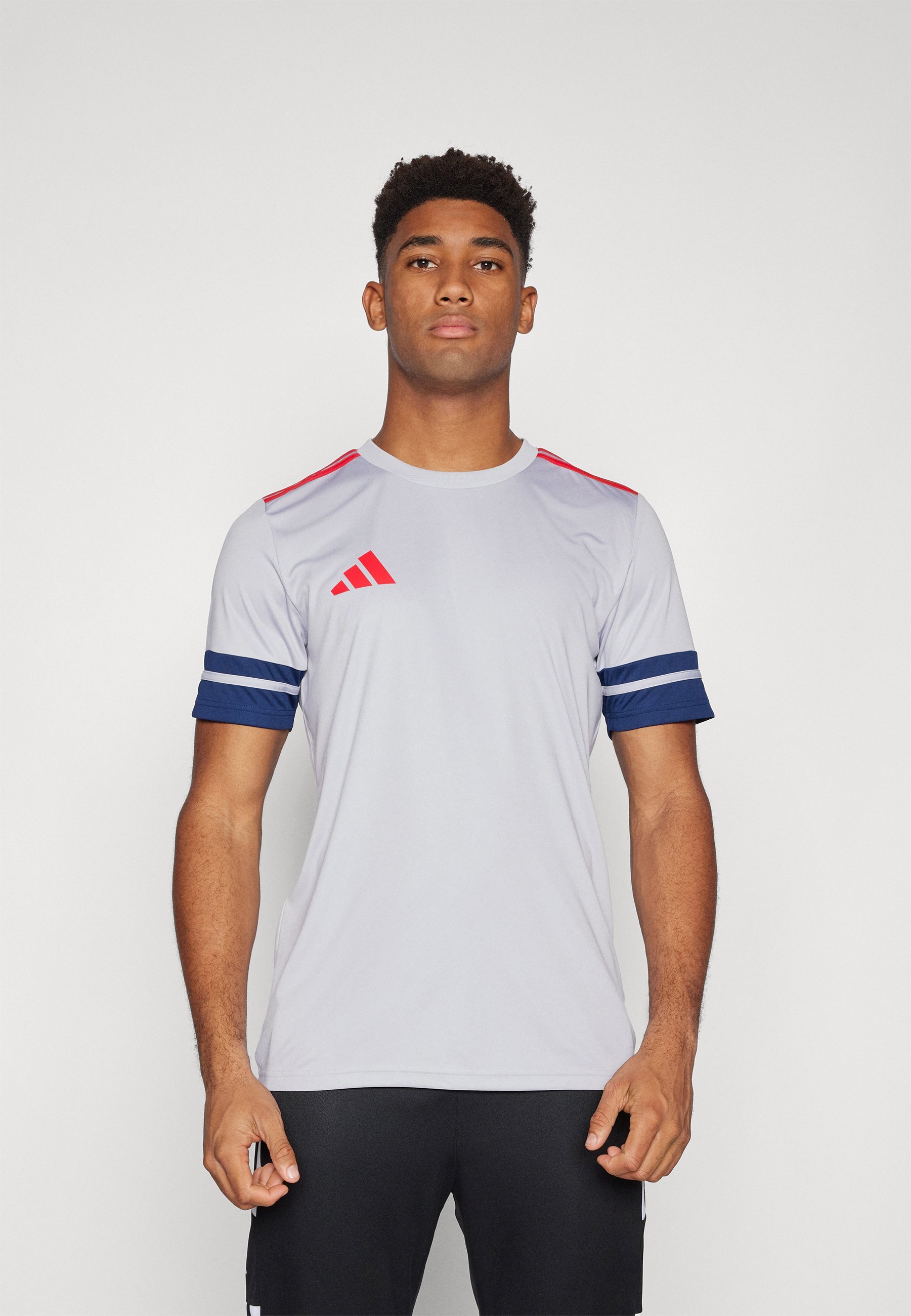 adidas Performance SQUADRA25 JERSEY MET KORTE MOUWEN - Sport T-shirt - Glory Grey/Team Navy Blue/Pure Ruby