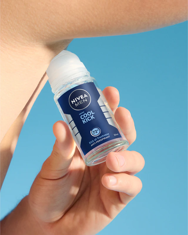 Desodorante antitranspirante roll-on NIVEA MEN Cool Kick para homens