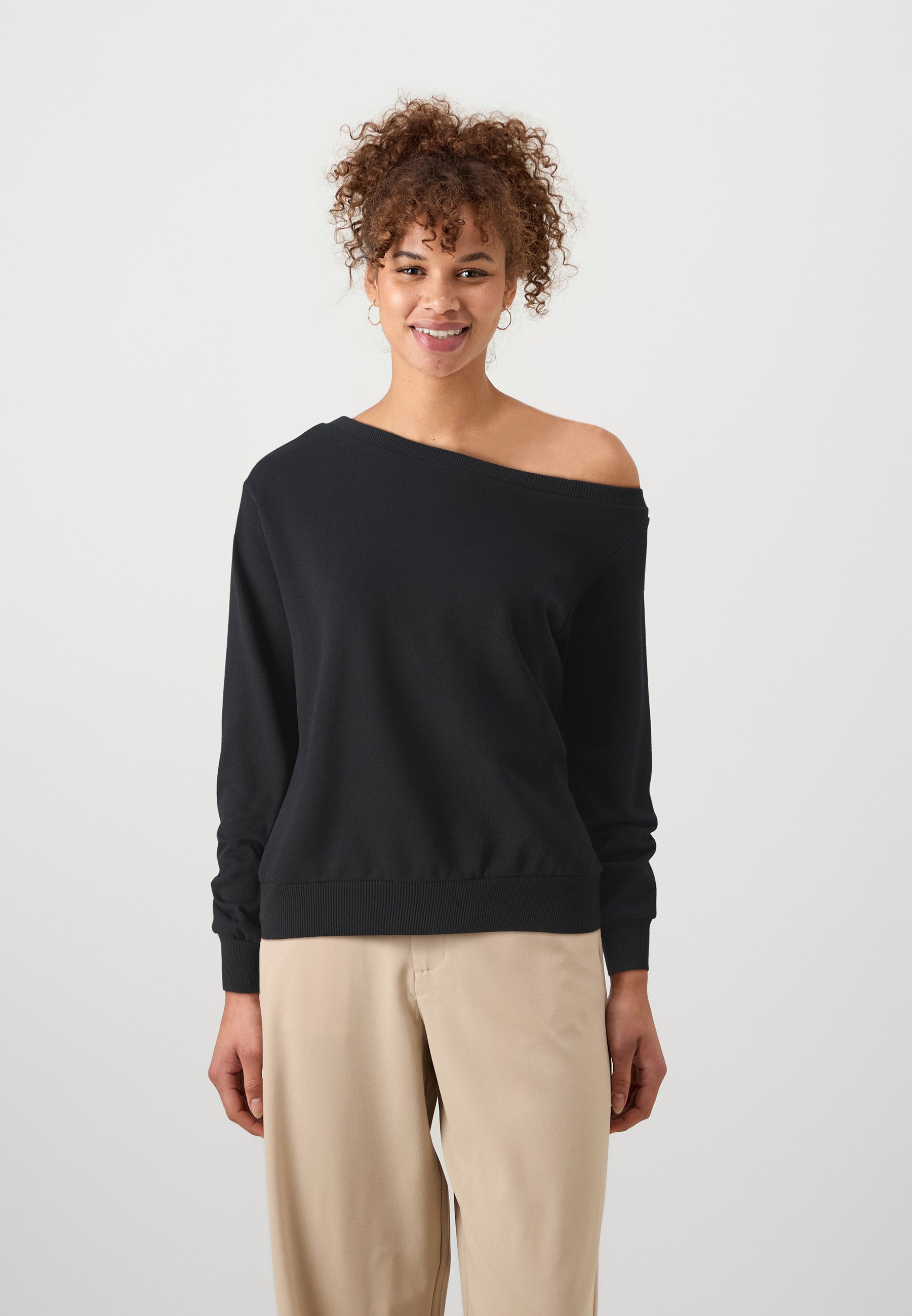 Sweat-shirt Even&Odd Petite - noir