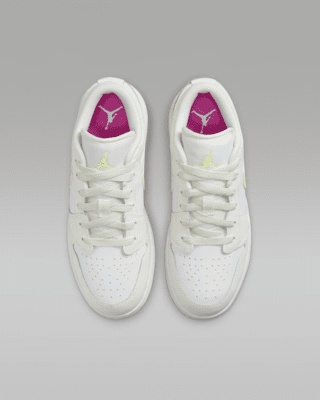 Air Jordan 1 Low Older Kids' Shoes
