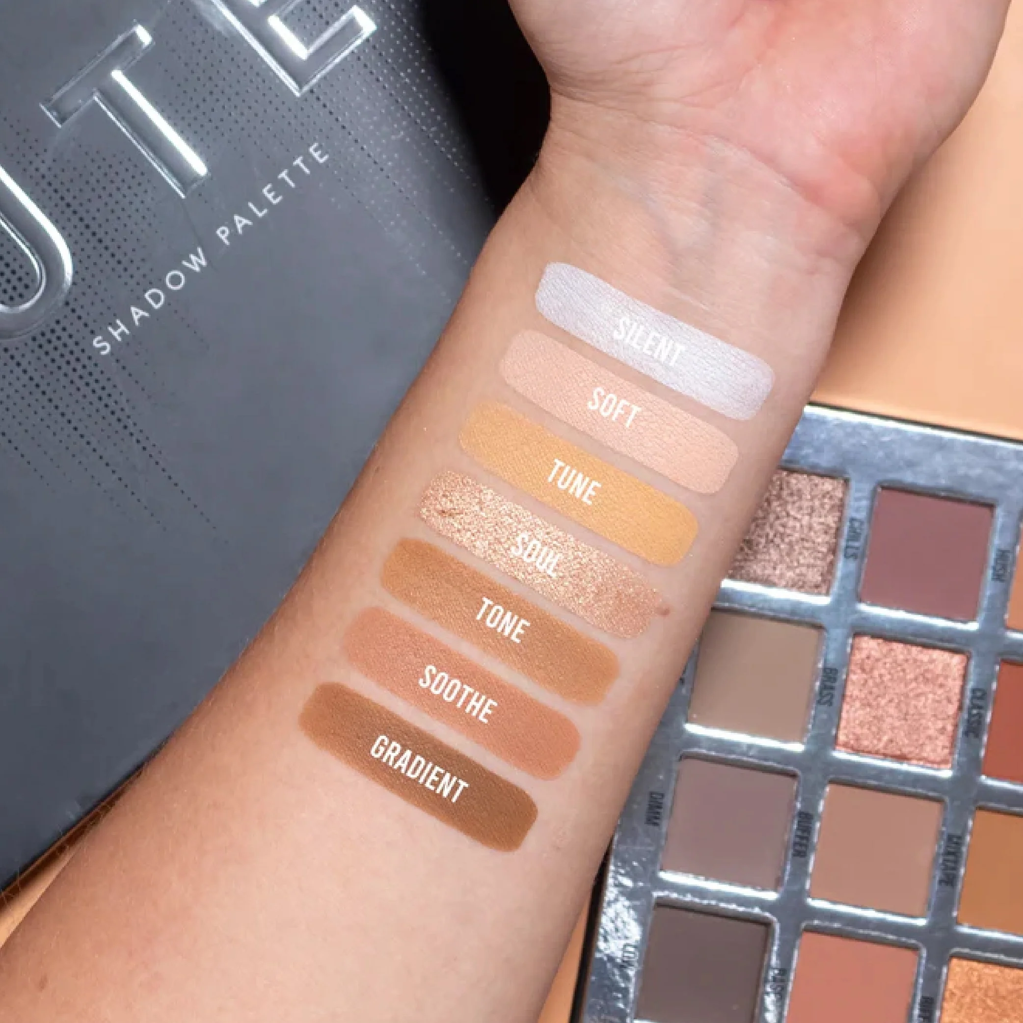 Occhi Muted Eyeshadow Palette - Palette occhi