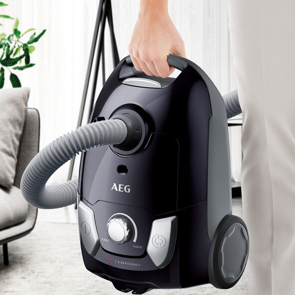 Aspirator de podea VX4