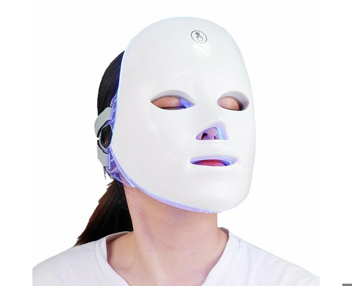 Masque LED 7 couleurs pour le soin de la peau Masque de photothérapie blanc