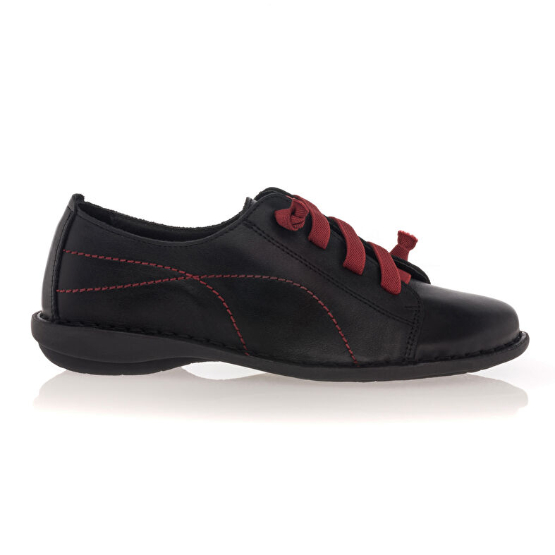 Dámske čierne šnurovacie topánky / derby topánky