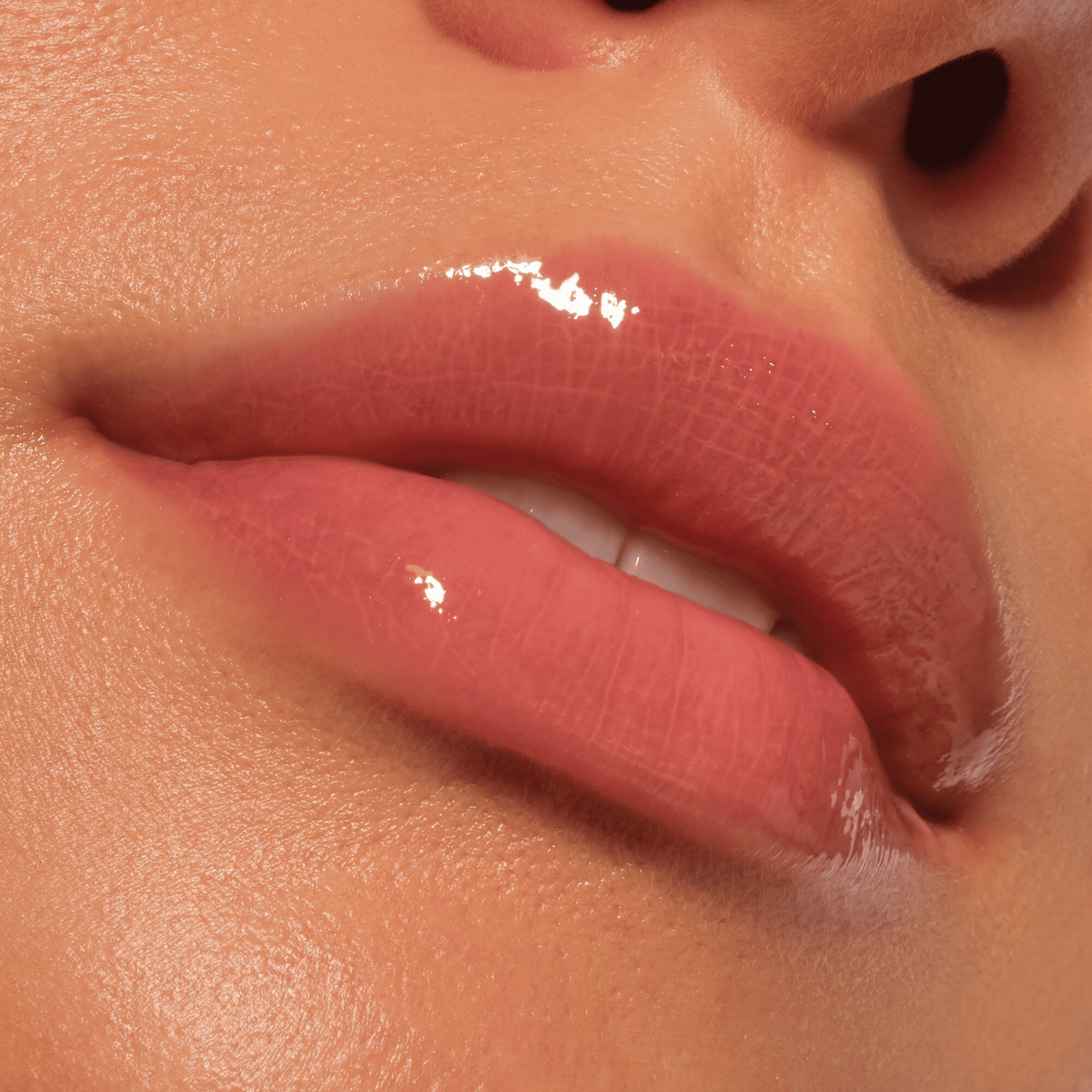 Color Cushion Juicy Lip Oil Lūpu spīdumi un spīdums