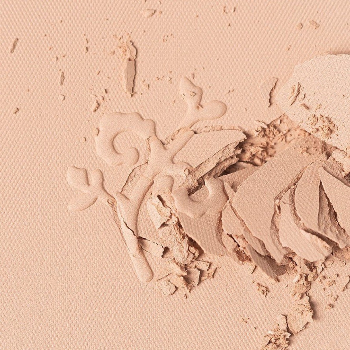 Polvos compactos naturales Benecos - 9 g