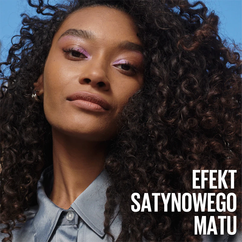 Base leve SuperStay Lumi-Matte da MAYBELLINE NEW YORK para resultados de longa duração.