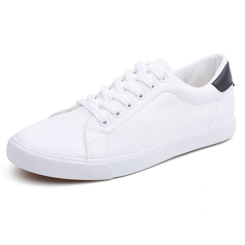 Nuove scarpe da uomo bianche, scarpe sportive casual, traspiranti, resistenti all'usura, con lacci, scarpe da corsa per studenti, scarpe leggere in gomma