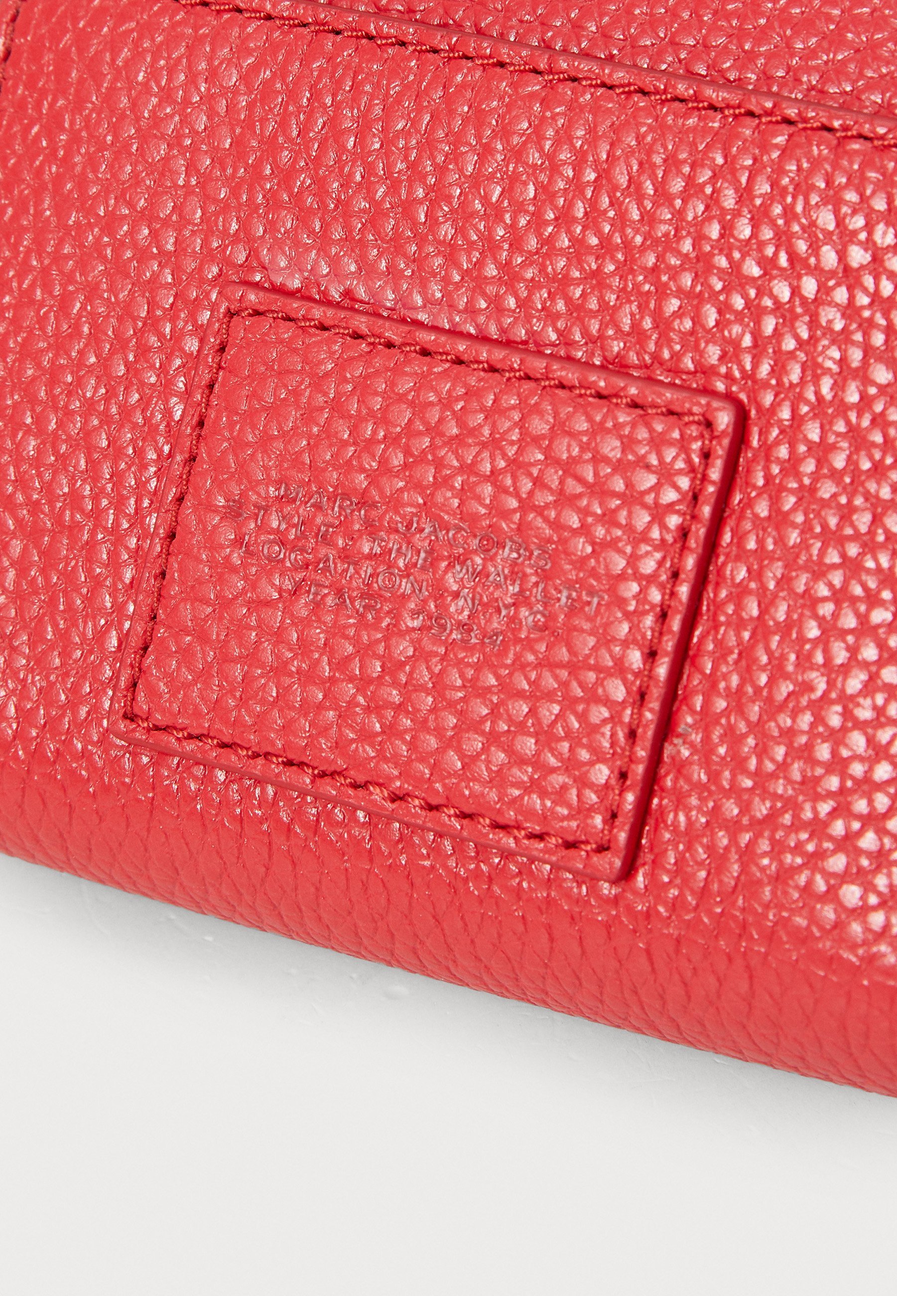 MARC JACOBS MINI COMPACTE PORTEMONNEE - Portemonnee - echt rood